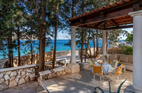 Holiday home Varija - 10 M from the beach